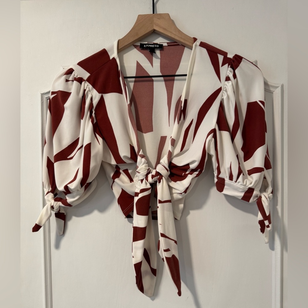 Express Brown & Cream Patterned Front Tie 3/4 Sleeve Crop Top - Size XS